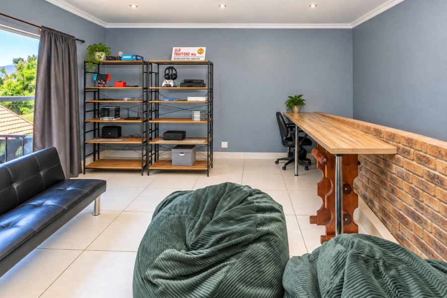 3 Bedroom Property for Sale in Melodie North West